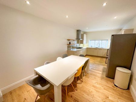 3 bedroom townhouse to rent - Photo 5
