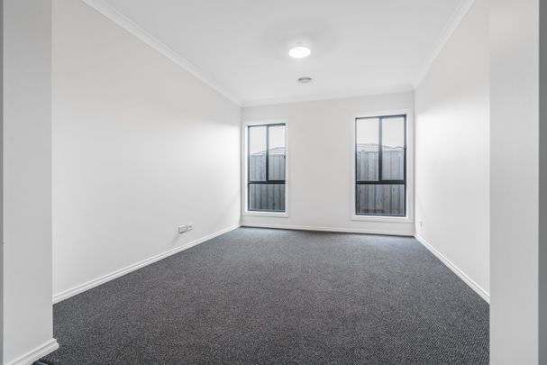 Your Next Family Home Awaits - Photo 1