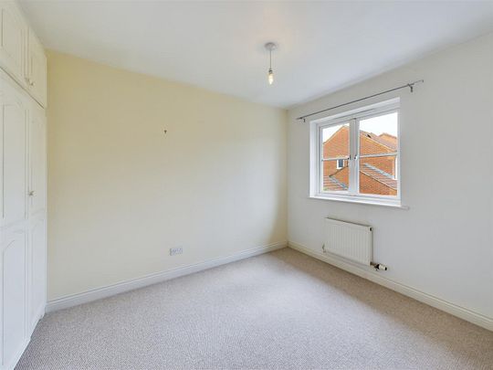 Cave Grove Emerson Green, Bristol - 3 bedrooms Property for lettings - Chasebuchanan - Photo 1