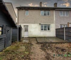 3 BEDROOM House - Semi-Detached - Photo 6