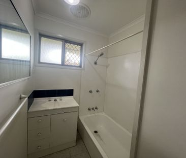 Fully Airconditioned 2 Bedroom Unit Ideally Located to Mt Pleasant ... - Photo 2