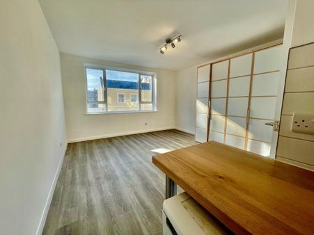 Chesham Street - Photo 3