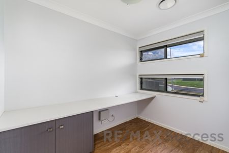 15 Entabeni Drive, Kearneys Spring QLD 4350 - House For Rent | Domain - Photo 5