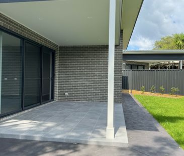 Coastal 4 Bedroom - 3.5 Bathroom - Stunning New Build - Ducted Air Con - Photo 1