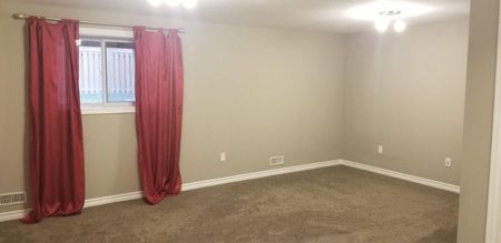 For Lease - 1061 Eagletrace Drive Unit# 85, London North, Ontario - Photo 3