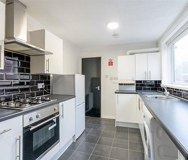 2 bed flat to rent in Croydon Road, Arthurs Hill, NE4 - Photo 1