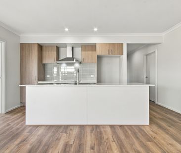 Brand New Family Home - Photo 4