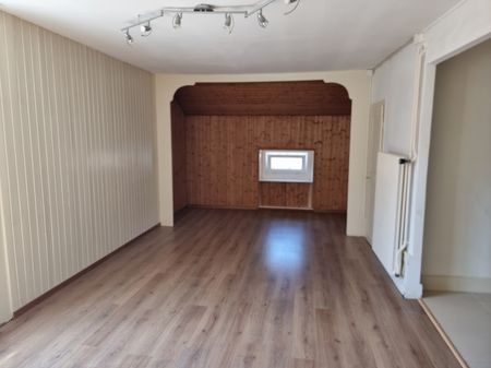 Grand appartement de 6 pièces au centre du village - Photo 3