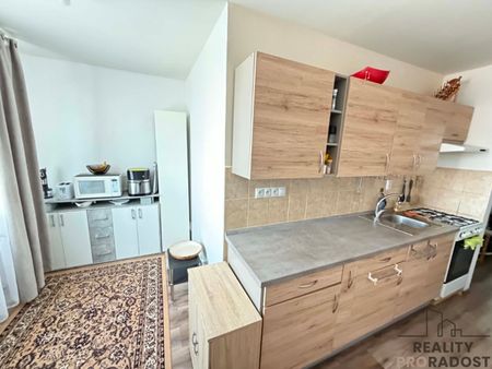 Pronájem bytu 3+1 72 m² - Фото 4