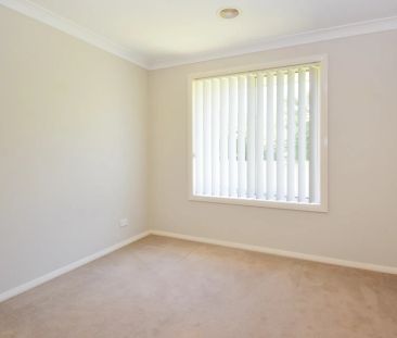 Modern Family Home in a Quiet Cul-De-Sac - Photo 3