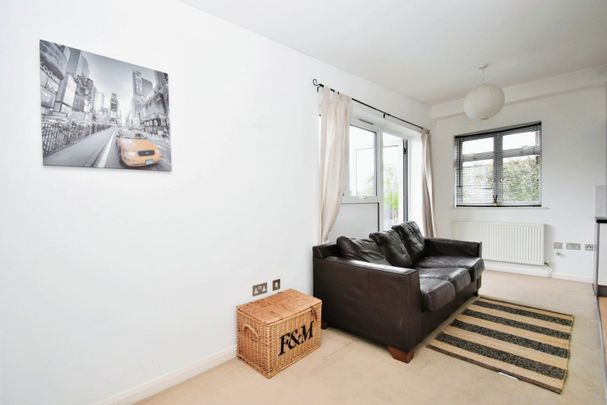 Clipper Way, London, SE13 - Photo 1