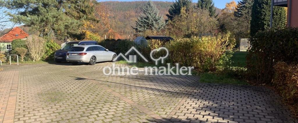 3-Raum-Wohnung mit Einbauküche, Balkon & Gartenanteil, idyllisch und zentral in Freital - Foto 1