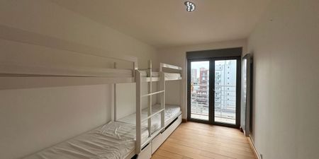 Appartement te huur in Oostende voor € 975 met 2 slaapkamers - Photo 4