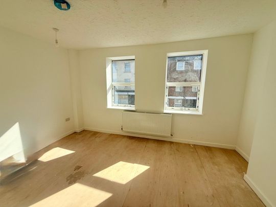 Wyndham Street, Yeovil, Somerset - Photo 1