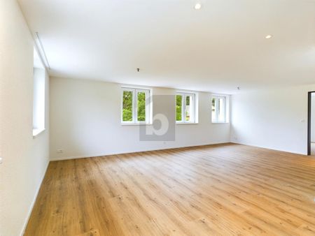 HOCHWERTIG MIT BALKON UND SICHT INS GRÜNE! - Foto 5