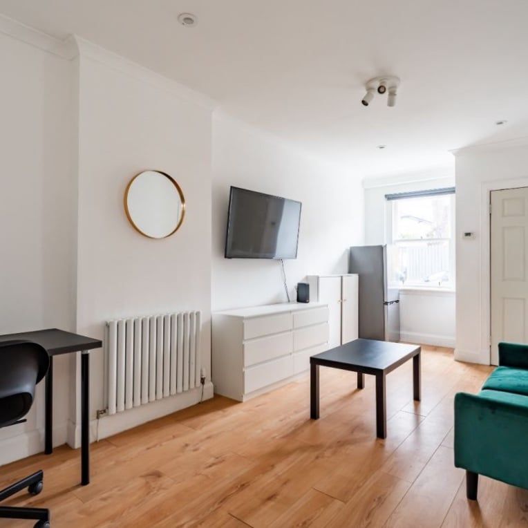 1 Bed Flat, Morningside Gardens, EH10 - Photo 1