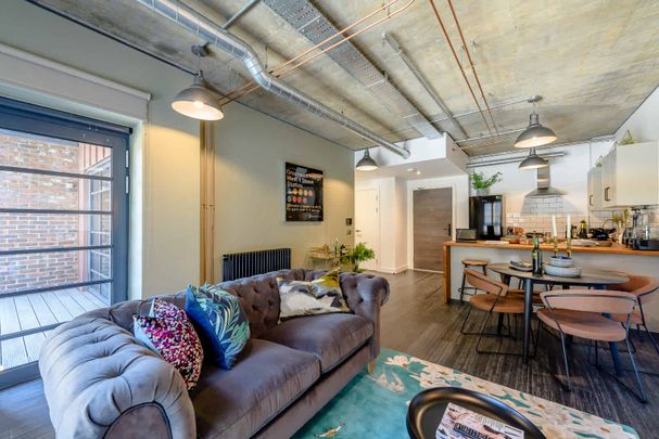 1 Bed Apartment - Photo 1