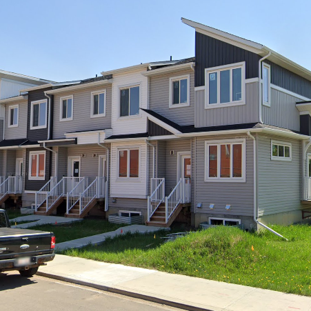 2 & 3 Bedroom Townhouse Style Units - SF187 - Photo 2