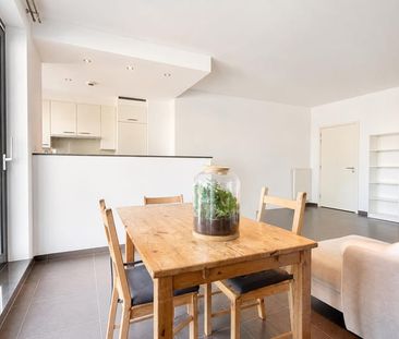 Appartement te huur - foto 2