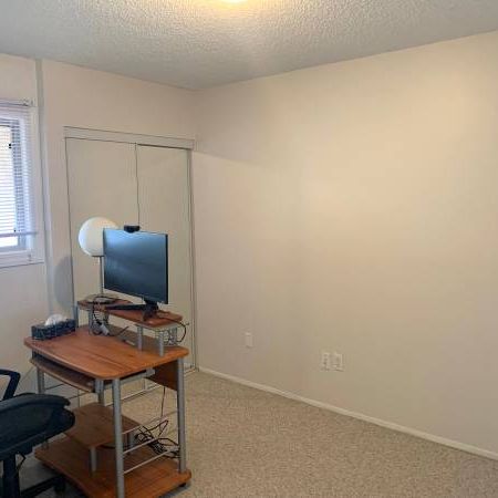 Condo in Penticton !! - Photo 3