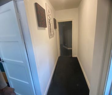 Room in a Shared House, The Greenfield, CV3 - Photo 2