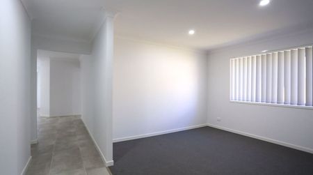 12 Richmond Street, Pimpama QLD 4209 - House For Rent | Domain - Photo 4