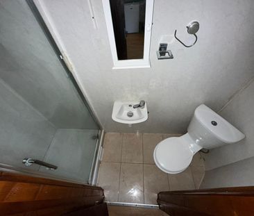 Studio Flat, Gloucester Road, N17 - Photo 2