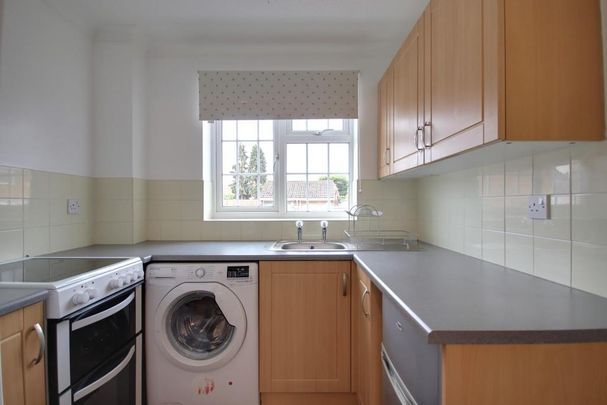 1 bedroom end of terrace house to rent - Photo 1