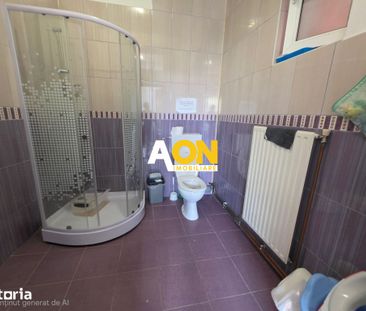 Imobil Versatil cu 2 Clădiri zona Cetate - Fotografie 6