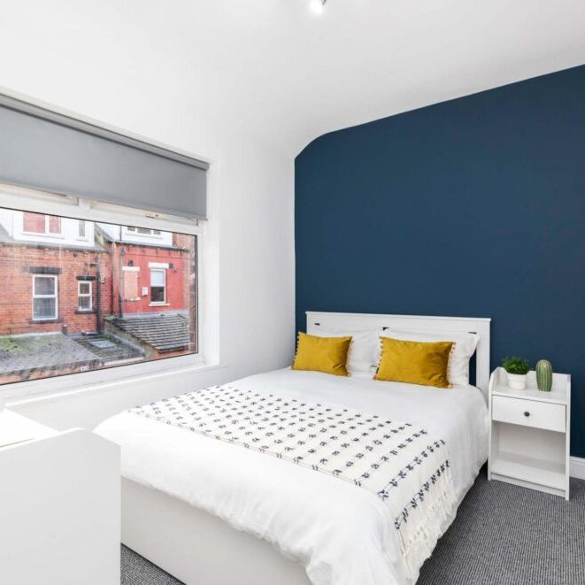 21 Hartley Crescent, Leeds, LS6 2LL - Photo 1