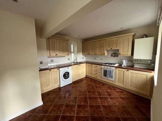 2 bedroom apartment to rent - Photo 1