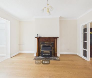 3 bedroom terraced house to rent - Photo 3