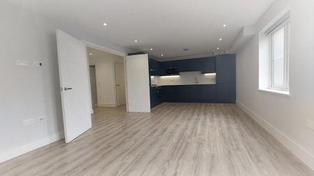 3 bedroom apartment to rent - Photo 4