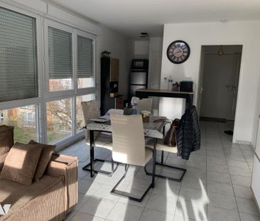 A LOUER T2 + STATIONNEMENT HENIN BEAUMONT - Photo 1