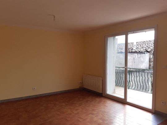 Appartement À Louer 2 Pièces , 48 M² - Photo 1