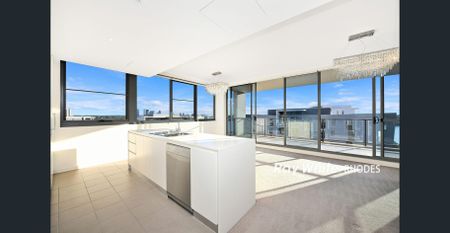 Spacious 3-Bedroom Apartment | with Abundant Natural Light - Photo 4