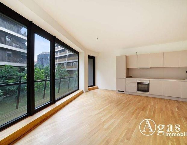 Schöne 3 Zimmer Wohnung mit ca. 84m², EBK, Fußbodenheizung und Balkon in Berlin-Mitte! - Photo 1