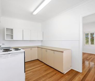 Cosy Three Bedroom Home - Photo 5