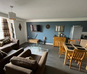 2 Bed Flat, Fremington Court, CV1 - Photo 5