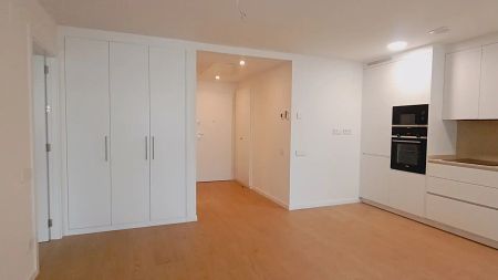 Piso de alquiler en Pamplona-iruña - Plaza Salesianos, 1º Ensanche - Photo 4