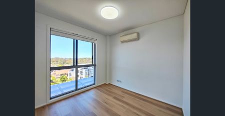 4 bedrooms townhouse with new painting and timber floor - Photo 4