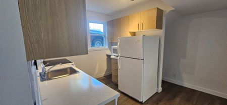 For Lease - 216 Mcarthur Avenue Unit# 01, Vanier and Kingsview Park, Ontario - Photo 2