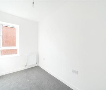 4 bedroom terraced house to rent - Photo 5