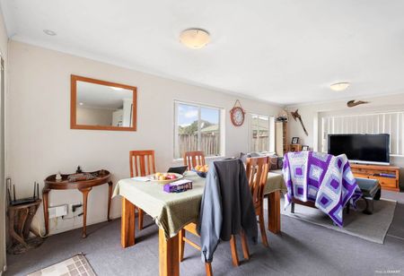 12 Rock Daisy Crescent, Mangere, Auckland - Photo 5