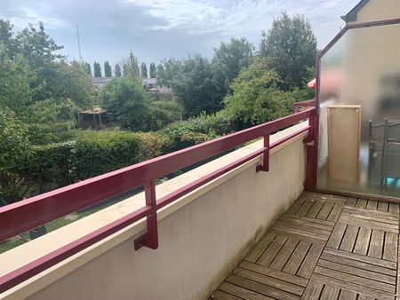Location Appartement 4 pièces 67m² DOL DE BRETAGNE 35120 - Photo 5
