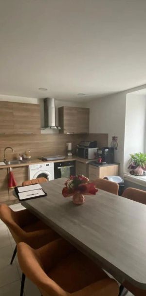 Appartement à louer 2 pièces 37.4m² - Photo 1