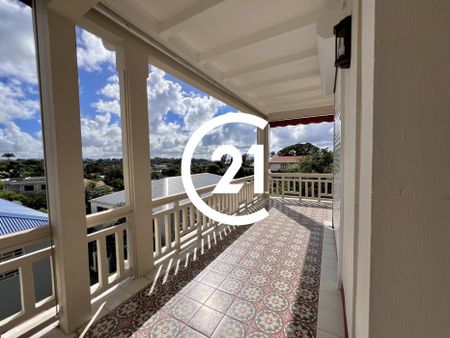 Location Appartement 82.28m² 4 pièces Fort de france - Photo 3