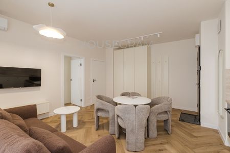 Warszawa, Śródmieście, Chmielna - Photo 2