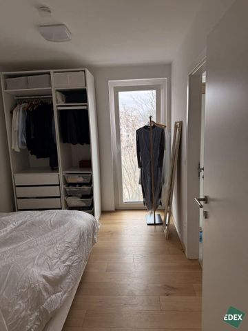 Attraktive 2 Zimmer Wohnung I Balkon I unmittelbar U3 - Photo 2
