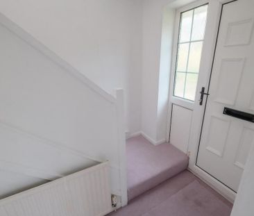 4 bedroom semi-detached house to rent - Photo 1